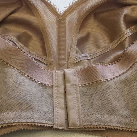 Playtex Style 4693 Wirefree Bra - Picture 4 of 5